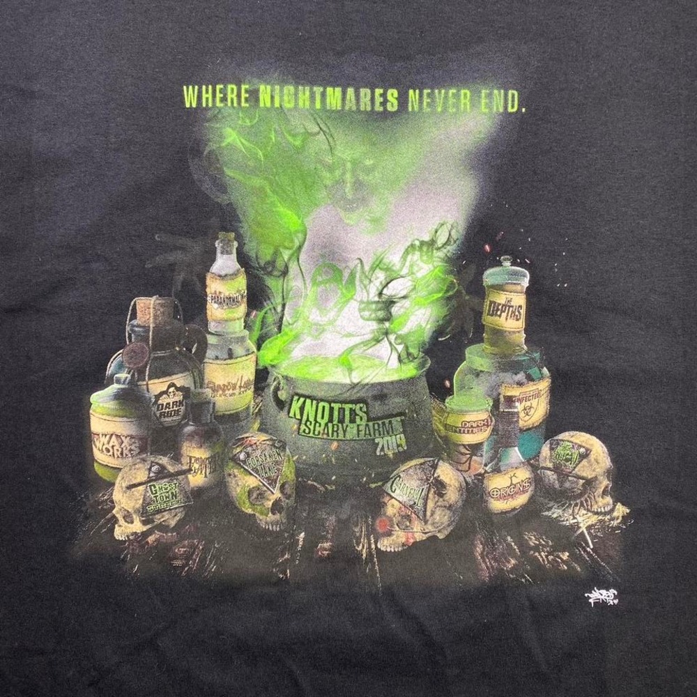 2019 Knott's scary farm Halloween shirt‎